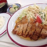 Anton - ポークソテー定食 ¥980
                      定食半ライス ¥100引き