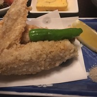 名古屋コーチン・旬菜 一鳳 金山本店 - 手羽先の唐揚げ