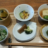 宗胡 - 精進料理、六品。