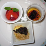 西洋膳所　やすなが - 2018年の｢スタンダードコース｣デザート盛り合わせ