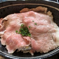 肉寿司 肉和食 KINTAN コレド室町 - 極上牛丼(塩ダレ)