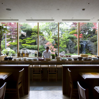 Enjoy an elegant moment while looking out at the spectacular Japanese garden