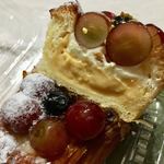 メゾン ムラタ - クリームチーズとカスタードクリーム