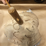 亜鹿猪～珍 - トンカチで叩いて割ります♪