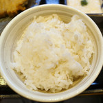 牛かつ もと村 - 麦飯