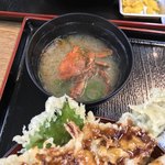 魚稚 - 天丼についてくる味噌汁