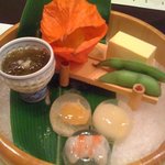 Kappou Tamai - 前菜：クロモ酢、ビール豆腐、南瓜茶巾、ゼリー寄せ(新馬鈴薯バター煮、車海老湯霜、鶉温泉玉子)