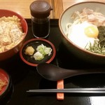 杵屋 - カツ丼とアカモクねばトロうどん 定食