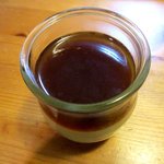 菓司庵 いずみ野 - ほうじ茶ジュレとプリンの２層仕立て！