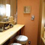 赤坂うまや うちのたまご直売所 - 内観