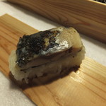 Kakinohazushi Hirasou Nara Meihinkan - 炙り〆鯖ずし