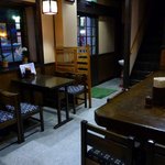 かな福 - 店内１