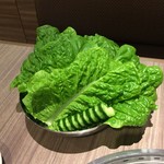 焼肉 桜咲 - サンチュ盛り　４５０円（税別）