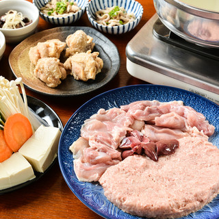 “鳥すき”も人気。割り下は初代より変わらない味。