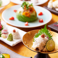 毎日の仕入状況によりメニュー構成が変わることもございます。詳細は店舗へお問い合わせください。