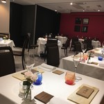 レヴォル - 店内