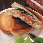 UCCカフェプラザ - 【スパイシーカレーと夏野菜のサンドランチ(850円)】