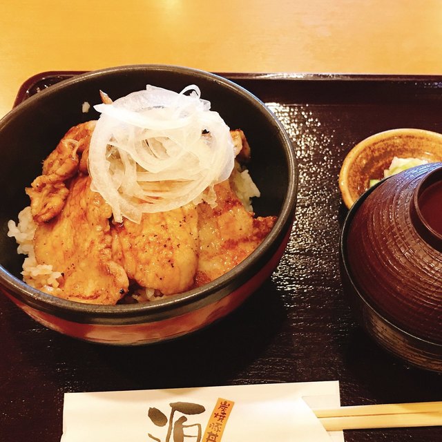 口コミ一覧 : 炭焼豚丼 源の写真