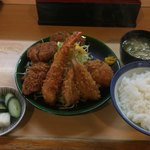 とんかつ春 - スペシャル定食・1080円