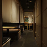 焼うお いし川 - ２F　鮨道までの通路