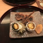 Shintomi Nagumo - 強肴は、スルメ、サザエ壷焼き、いぶりがっこ、など