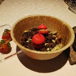 ヒカリヤ ニシ - アミューズ