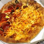 ピザカヤ - Classic Cheese Pizza