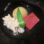俺のうなぎ - 鱧と玉葱と赤蒟蒻の煮物