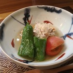 肴とお酒 うを弘 - イトヨリ鯛の焼き浸し　万願寺唐辛子　アメーラトマト