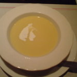レストラン アンジュール - とうもろこしの冷製スープ