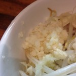 麺処 マゼル - 刻みニンニク
