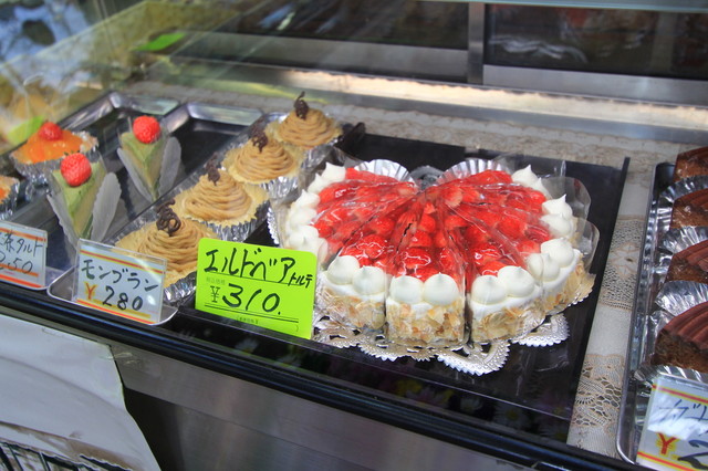 ケーキハウス トモ 桜町前 ケーキ 食べログ