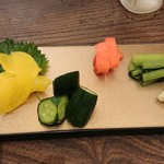 分福 - おしんこ盛り合わせ