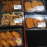 市場食堂 - 各種惣菜も取り扱いをしております。夕飯のおかずにいかがでしょうか？
