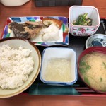 Kiyomi Shokudou - ランチ（カレイの煮つけ）