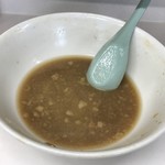 ラーメン荘 歴史を刻め - 何とか完食　※具材は全部さらって、汁だけ残す