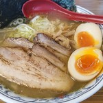 くじら食堂 - 特製ラーメン塩(大盛)