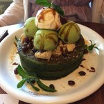 カフェ アクイーユ - 抹茶黒みつパンケーキ