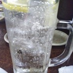 鶴亀 - 酎ハイ ３００円(税込)(2018年6月22日撮影)