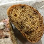 メゾン ムラタ - しっとり生地に、マンゴーとプルーン