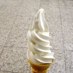 京都嵐山 豆とろう 新宿店 - ソフトクリーム（バニラ）