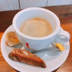 ヴェッキオ コンヴェンティーノ - コーヒー&ビスコッティ