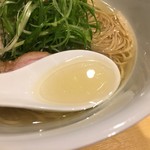 饗 くろ喜 - 地鶏、鴨ガラ、黒豚、羅臼昆布等のスープ