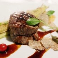 銀座カシータ - 黒毛和牛(A5)フィレ肉のグリル 夏野菜と麦のリゾット 八丁味噌のソース、サマートリュフ