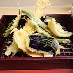 天ぷら やす田 - 海老、きす、人参、隠元、大葉、茄子
