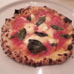 ラ・テンダ・ロッサ - ピッツァ　マルゲリータ