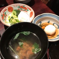 五代目 野田岩 麻布飯倉本店 - 肝吸い・漬物・箸休めの大根おろし
