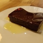 ヴェロニカ ペルシカ - オリーブオイルをかけたショコラテリーヌ