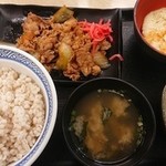 Yoshinoya - 