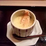 さえ喜 - 蒸し物　カニの　身・味噌・玉子だけで調理され、カニの旨味たっぷりな一品